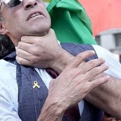 Gelo derdan ez hełgirt, satê nagrim qerarê /
Şew û rojê nasebrêm, leber xemî de yarê
