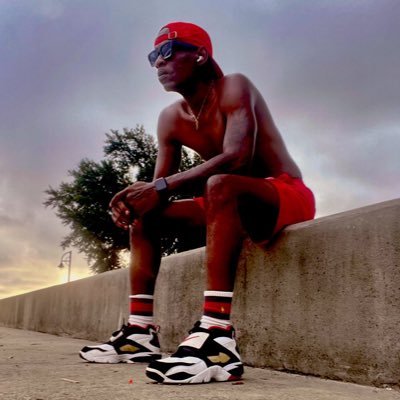 🖕🏿a X…Im ya Twitter Cuzan…Errrone favorite twitter cuzan...B!tch we kin...argue with ya mo...Im here 2 lie & joce,so dont get offended by nothing I say here🤭