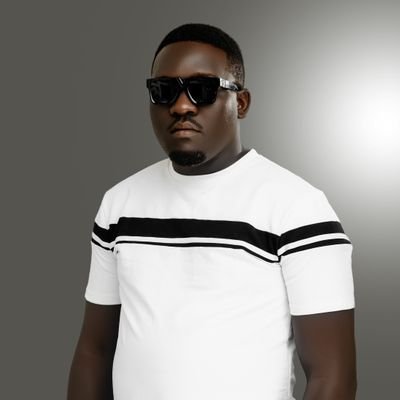 Artiste |Vice C/person NRM Youth League |Sales, Marketing and PR Strategist; #RoyaltyMedia | @OldMutualUganda
□bigbpofficial@gmail.com
□0770506854