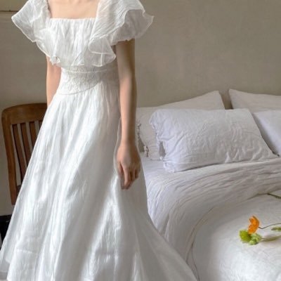 1Hq88vhWcoU8K's profile picture. 