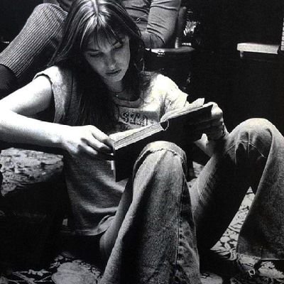 Helen23_i's profile picture. Agnostic Atheist ⚛️
.
Though my soul may set in darkness,it will rise in perfect light...
i have loved the stars too fondly to be fearful of the night.