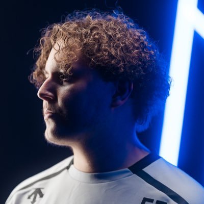 @Rainbow6Game Captain and IGL for @GenG @geng_gold #GENG #TIGERNATION