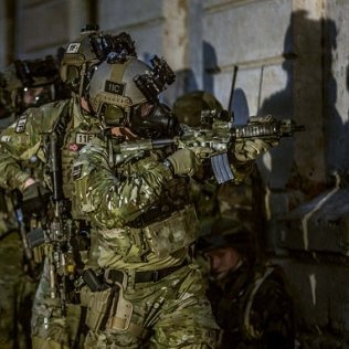 krvx_Dev's profile picture. 3D Modeler/Environmental Artist @AuroraDEV_RBX 
Optimization Overlord, slayer of unneeded vertices 
Contributing to @Roblox platform, even if its for free!