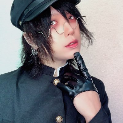midononch_kds's profile picture. Vocal / mix / 爬虫類とヴィジュアル系とボカロが好き / 推し名 「みどり。ギャ」/ 欲しいものリスト⇒ https://t.co/ojD9J23IOh