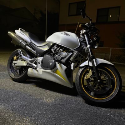 05_hrt_165's profile picture. 福岡　05   ホーネット250