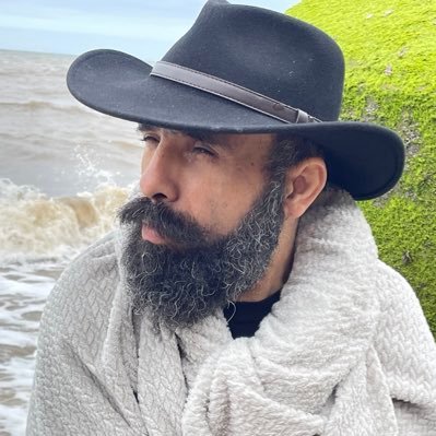 Jesus Christ is THE KING ☦️ A proud father and a happy husband. Persian by blood and a proud British by heart. A Brexiteer to the core. (Man=XY Woman=XX)