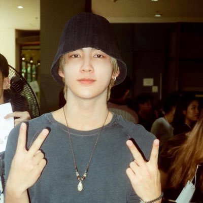 wonnierukbuskaa's profile picture. #HEARTchuthiwat ♥️🐽 #BUSbecauseofyouishine