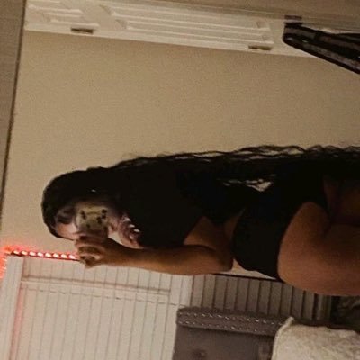 Help my little throat be satisfied? 🥺 #Meetups #Content #shower #Toys #Slimthick