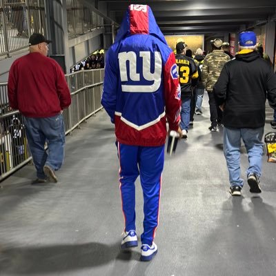 718_nell's profile picture. Fuck Niggas Bitches Too