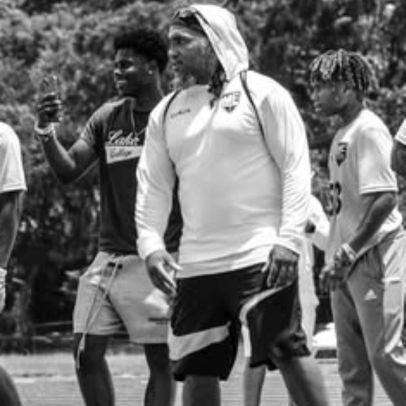 Owner of DB-ELITE
DB COACH 💯 And DC🎧
MARSHALL UNIVERSITY ALUM 🦬
FORMER AFL DB (TAMPA BAY STORM)
FORMER NFL DB (TAMPA BAY BUCS)
FATHER OF 3 (1 KING 2 QUEENS)