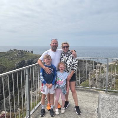 Prét pour mon pays!!Chair Kildorrery GAA. One Club! ! Running ,Politics. Health & Well-being. All views mine,mostly! RT's not etc. Le Cheile!