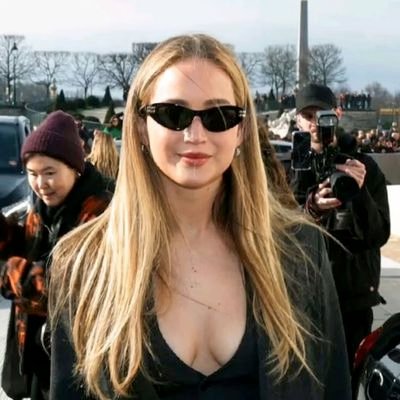 viaverine's profile picture. part time yapper