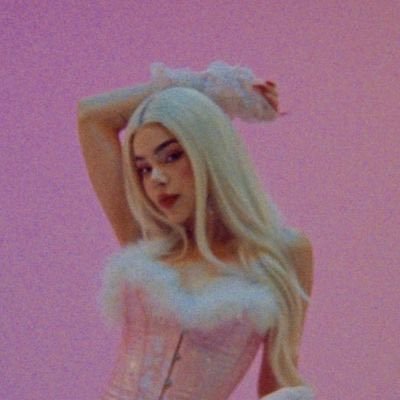 fr4mtry's profile picture. Kenia | Taylor
💕