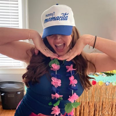 clawdeeea's profile picture. 