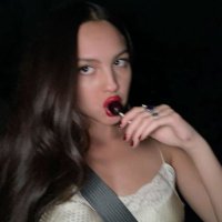 anne 🍒 (@_reveyusee) 's Twitter Profile