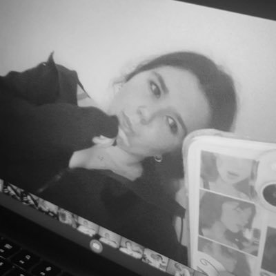 livs__future's profile picture. to live for this feeling, this everglow🤍💫         free palestine 🇵🇸