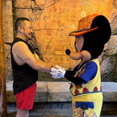 toy_masaki_boy's profile picture. 166/89/🐭/🅾️/♓️/🐼推しは推せる時に推せ！熊貓堂:陳鼎鼎🐷🩷/先輩がうざい後輩の話:武田先輩🤚/エンデヴァー🔥 /ディズニー:チクタクワニ🐊/AKB:箱/乃木坂:テレパン🎋Love Live(μ's:ことり🐥/Aqours:ルビー🍭/虹:かすみ👑/Liella!:可可🍨)