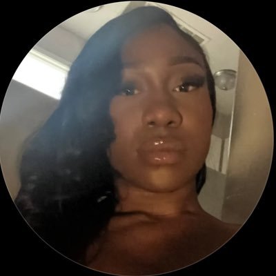 Your chocolate fantasy 🍫 💋 dm me for content , I accept cash app and Venmo only (NO MEETS)