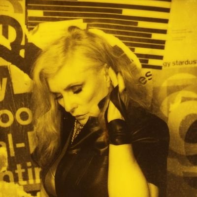 Blondie fanatic
Animals are better than most humans.
Female