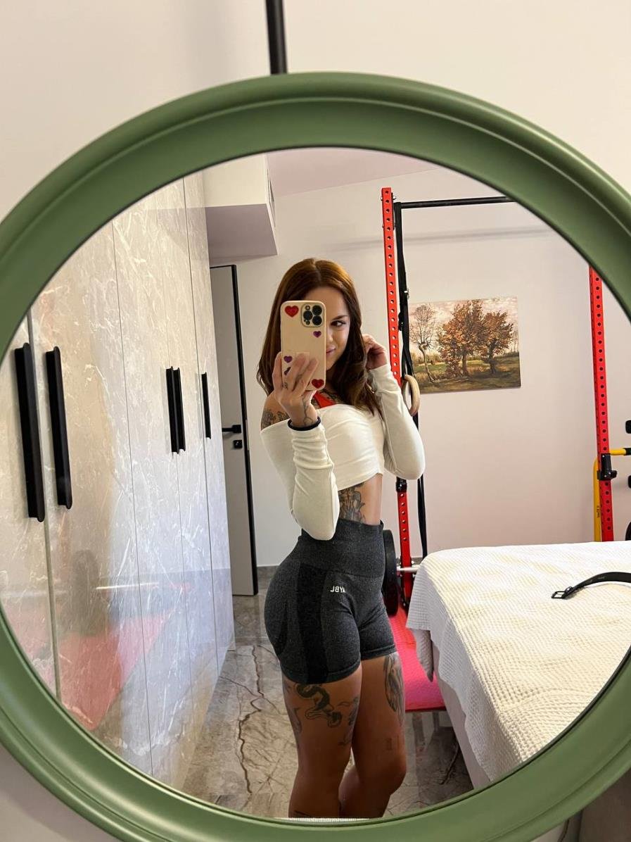 kuldeep09956's profile picture. Dm or Follow me for meetup 😈
Main account:  @off_lenalifts