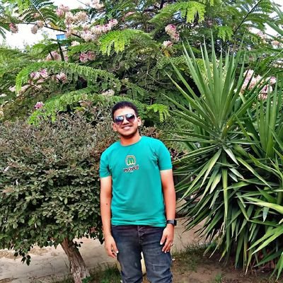 ((موسس وقائد Yuvorax Brand))
- web developer - accountant - Athlete
Interested in the field of (AI) and
(Technolog) and (all Programing)