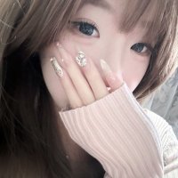 lili (@eriizeq) 's Twitter Profile