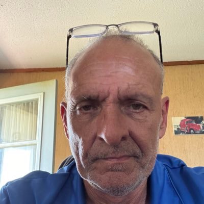 BobCastonguay's profile picture. 