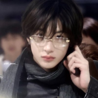 hwajangsillll's profile picture. 
