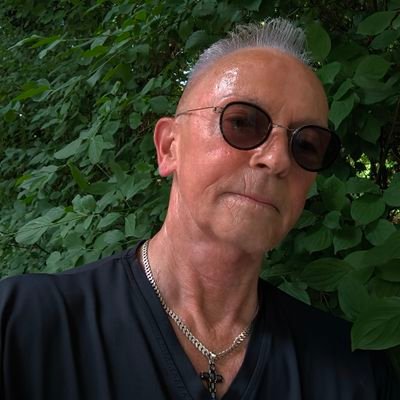 FlorianFritz6's profile picture. Digital Artist.
No Fanatiker/ Extremisten/Aktivisten.
Alle Ereignisse haben eine Vorgeschichte