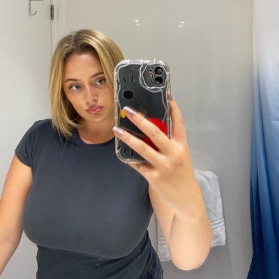 Elle 🧚🏼‍♀️ Profile