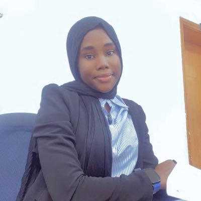 A chef👩🍳Microbiologist 👩🔬Scientific banker, DM for ads/pr.Follow my business account please @AramideAlayo, instagram:@faosallaharamide aramind20@gmail.com