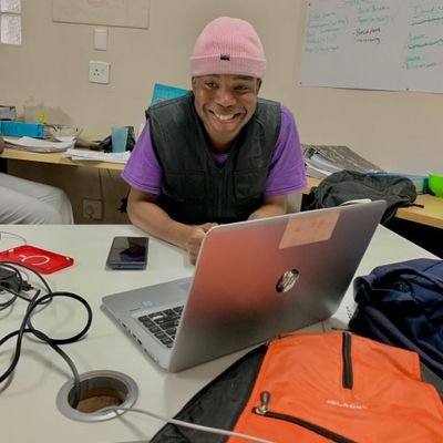 REGISTERED SAFETY OFFICER🦺. SA,What a place to reside! 🇿🇦
MY MOM TAUGHT ME HOW TO LIVE 💜
MY NIGGA J COLE 💙