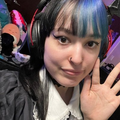 ♡ 25 ♡ She/Her ♡ Part-Time Streamer, Full-Time Goofball ♡ Banner: @NeciaHeda_ ♡ Contact: Amaranthinebri@gmail.com