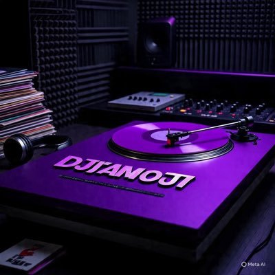A professional dj, radio presenter and a promoter send in your music links for promotion