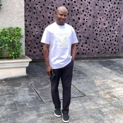 danlexkings's profile picture. Very simple