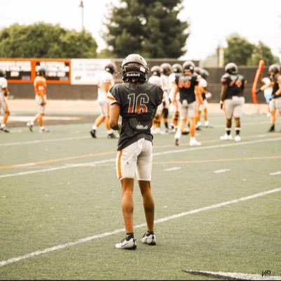WRK 😈 DB @vcpiratefb #VCFF JUCO PRODUCT || 5'11 || 160 LB mallorydemarion@gmail.com