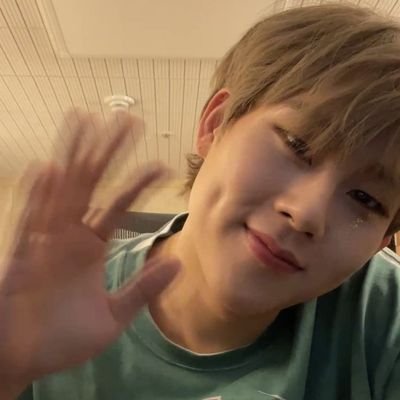 Okay_Baekie's profile picture. MARK NOTICED MY FLAG 🙈