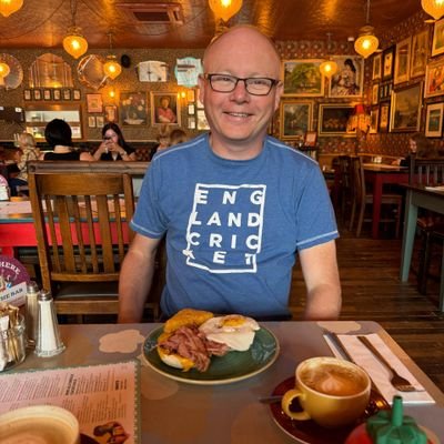 Lancastrian living in the Scottish Borders.Burnley season ticket holder. Love my Sport. BFC, LCCC 🌹 Lowerhouse CC amongst others.