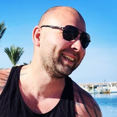 📹Streamer & 📼Content Creator | 🎓Certified Sports Administrator 💼 Business: info@gunnyone.com 🔗Impressum: https://t.co/1SdRx5lFgf