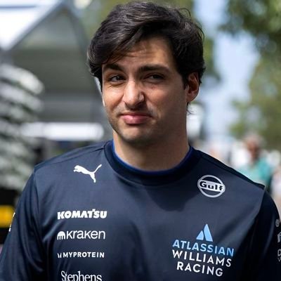 Me enfoco en las cosas que yo puedo controlar, cambiar, mejorar y en lo que no, intentó que me valga madre. -Sergio Pérez