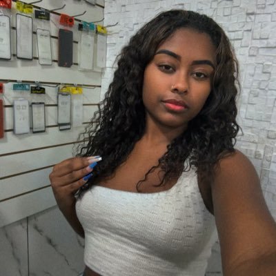 izabelle2312's profile picture. tt novo💕