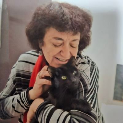 I will always love my black rescue Cat Max🌈, I love all my grandchildren. I love Celtic Thunder .