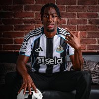 ℕ𝕌𝔽ℂ𝓞𝓵𝓲𝓿𝓮𝓻 (@oliverboydnufc) 's Twitter Profile
