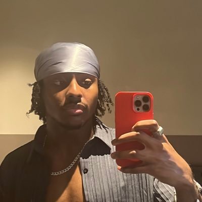 JTheMain's profile picture. 😴