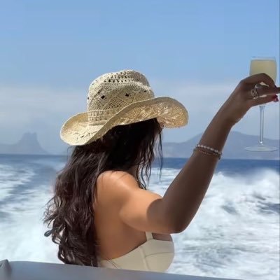 AAhmd79702's profile picture. 