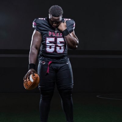 @HCrossFB commit || Versatile OL @ St. Joe’s Prep || 2x PIAA 6A STATE CHAMP || All Catholic Shotput/Discus Thrower || 3.85 Unw Cum GPA || 📲267-303-9233