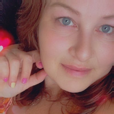 Unapologetically real & resilient. I give what I get but I prefer kindness. I enjoy a lot of hobbies. #CLL 🧡 Life is messy & beautiful 🦋 take it all in.