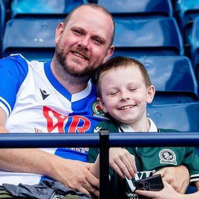 Boxing, metallica, Blackburn Rovers season ticket holder. That sums me up. Lucky stepdad to Aaron and Casey