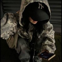 8٨ (@iuxli__) 's Twitter Profile