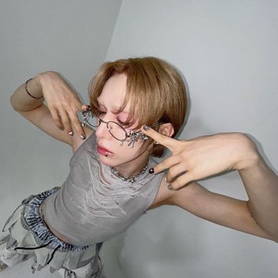 2_i5y's profile picture. 2n 🏳️‍🌈🏳️‍⚧️